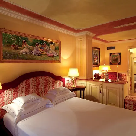 بيتيت بالايس دي كارمه فندق