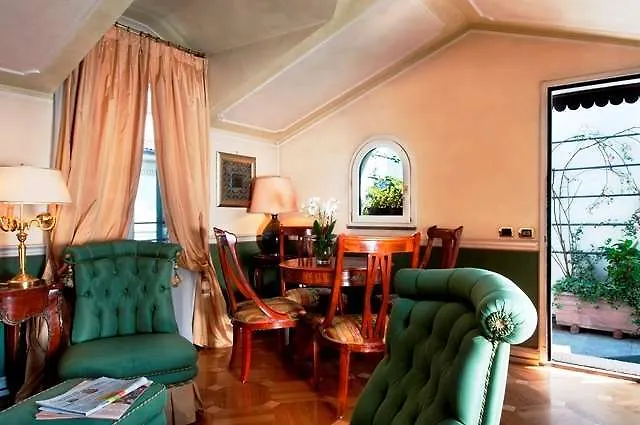 Petit Palais De Charme Hotel 4*